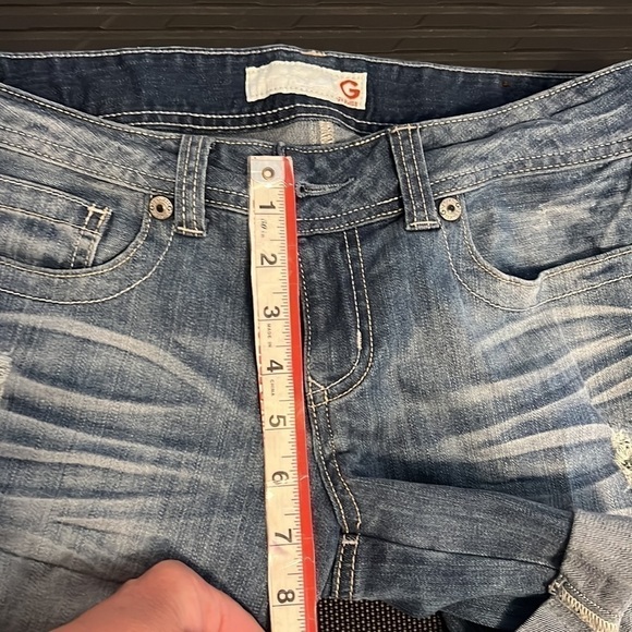 Guess Mid Rise Denim Jean Shorts Sz 27 - Picture 8 of 11